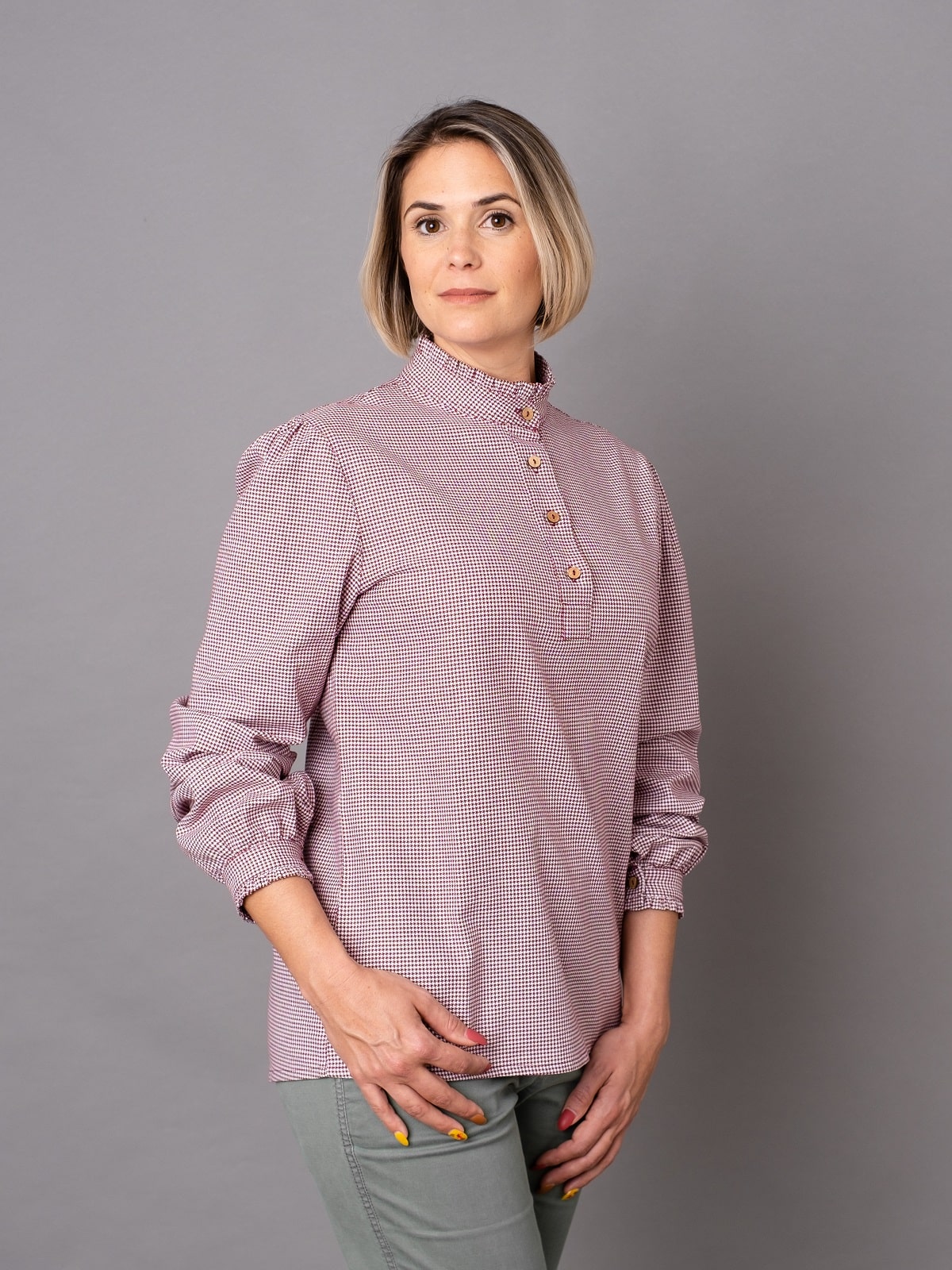Rüschenbluse Arth bordeaux & blau