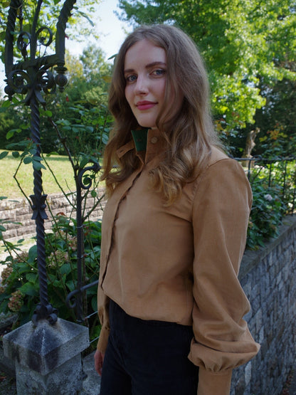 Bluse CORDas mit raffiniertem Kragen